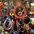 Parigi_18arr_Marché_Barbès_bijoux_africani